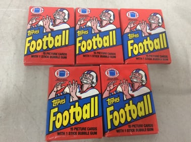 1982 Topps Football Packs (Possible Lawrence Taylor Pick)