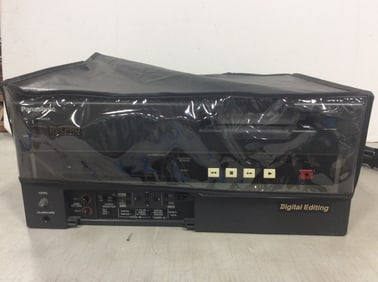 Panasonic digital video cassette recorder(AJ-D650)