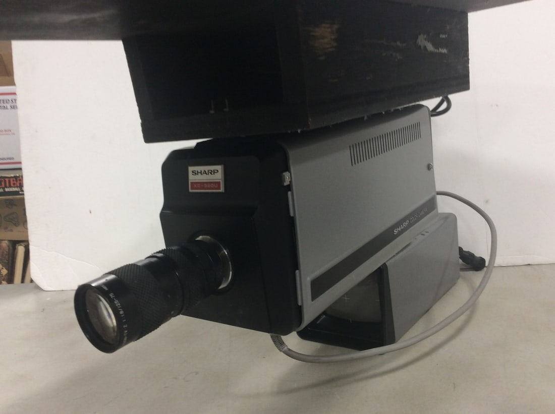 Sharp color camera(XC-32OU) (1 of 1)