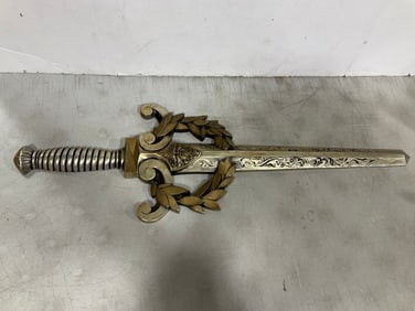 Metal Sword Wall Decor (34.5in Long)