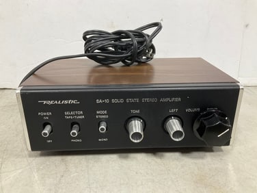Realistic Solid State Stereo Amplifier (SA-10)