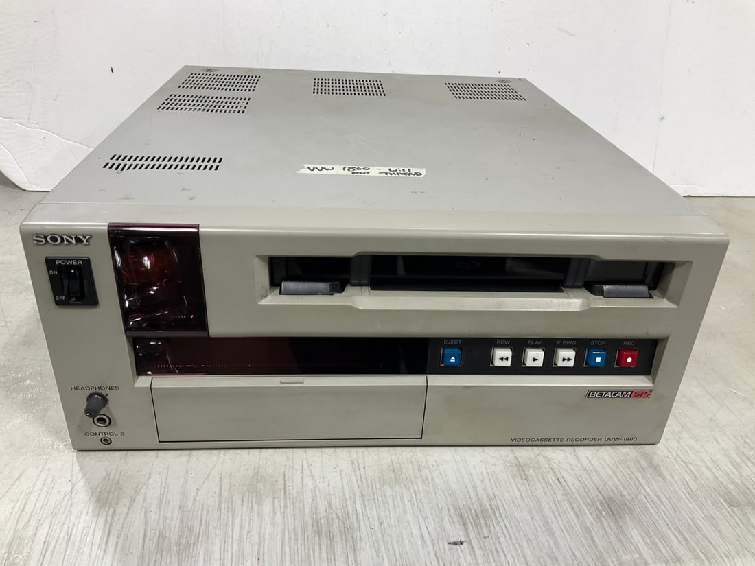 Sony Betacam SP Videocassette Recorder (UVW-1800) (1 of 1)