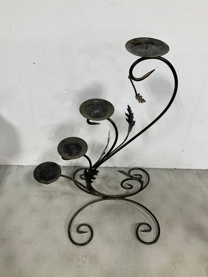 Metal Candle Holder Stand (25in Tall): Metal Candle Holder Stand (25in Tall)