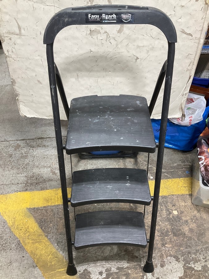 Gorilla Ladder (31.5in): Gorilla Ladder (31.5in)