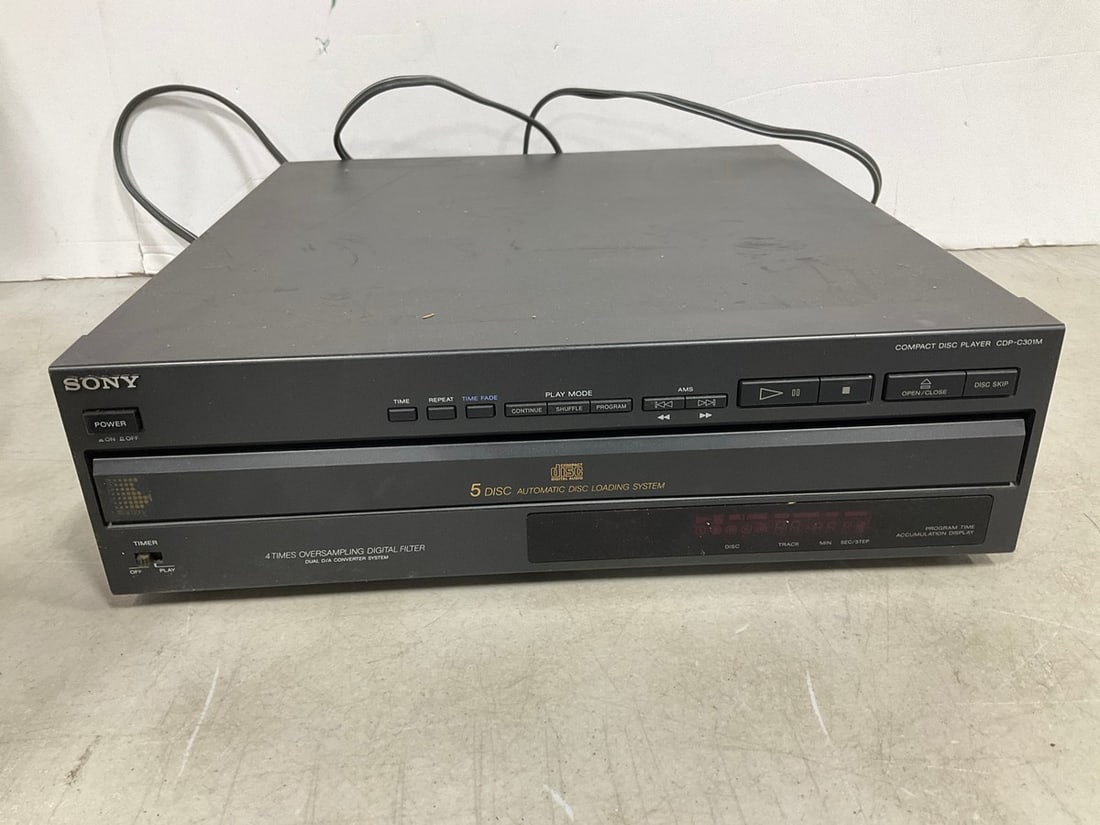 Sony Compact Disc Player (CDP-C301M) (1 of 1)