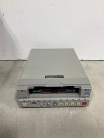 DV cam cassette player/recorder