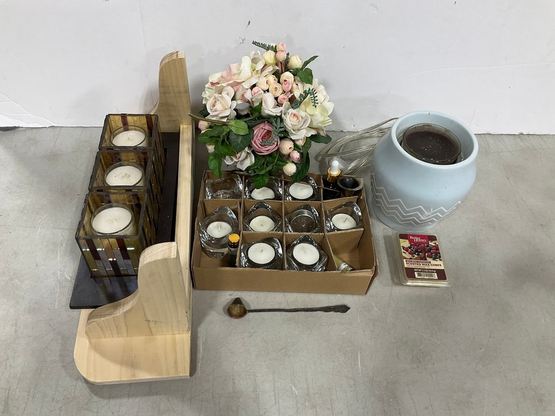 Various Candles/Candle Holders, Candle Warmer, and more: Various Candles/Candle Holders, Candle Warmer, and more