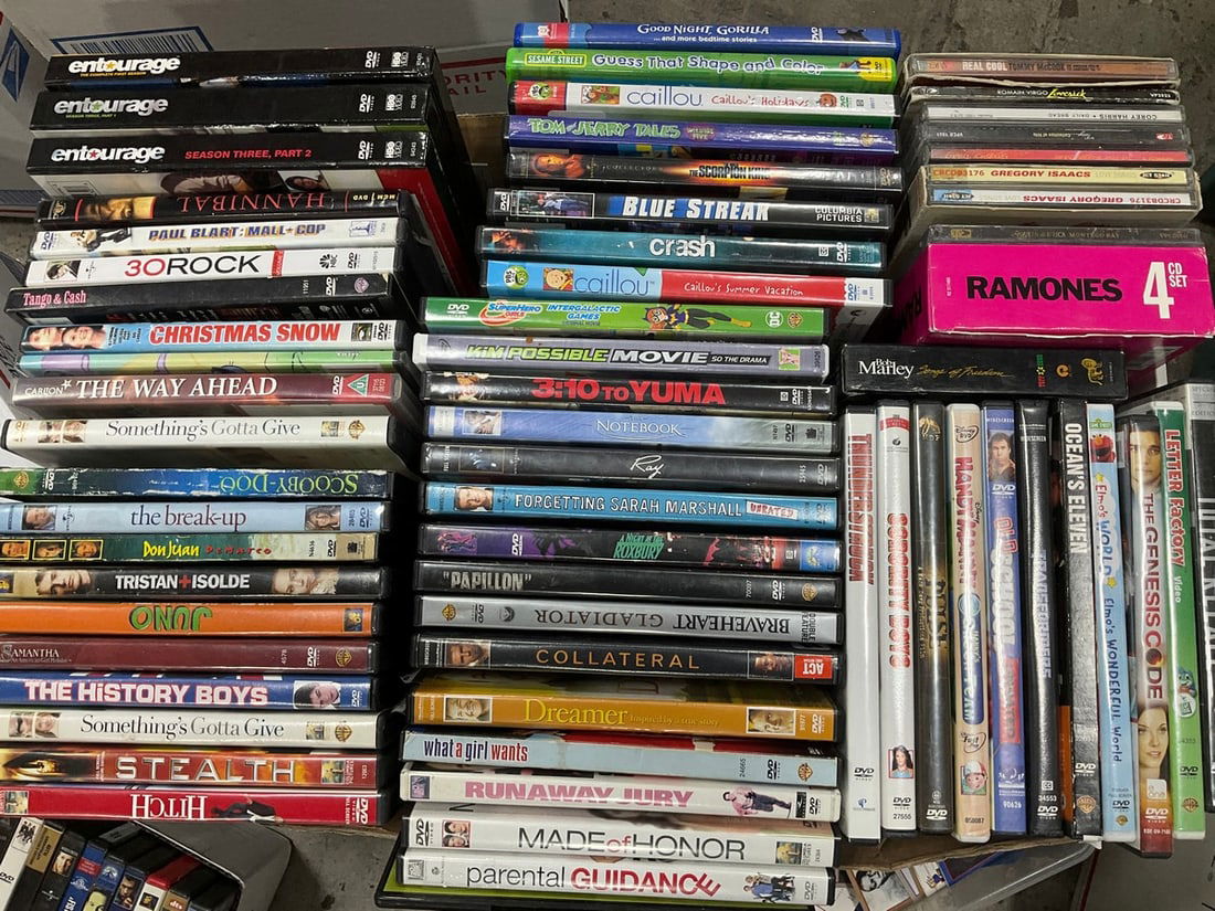 Various DVDs (Juno, Scooby Doo, etc) (1 of 1)