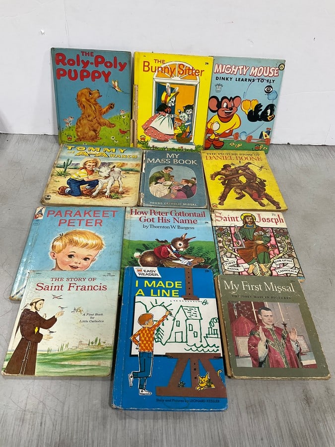 Vintage Childrens Books (Mighty Mouse, The Bunny Sitter, and more): Vintage Childrens Books (Mighty Mouse, The Bunny Sitter, and more)