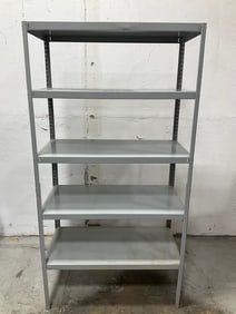 Metal Shelving Unit (70inx36inx18in)