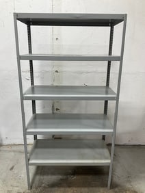 Metal Shelving Unit (70inx36inx18in)