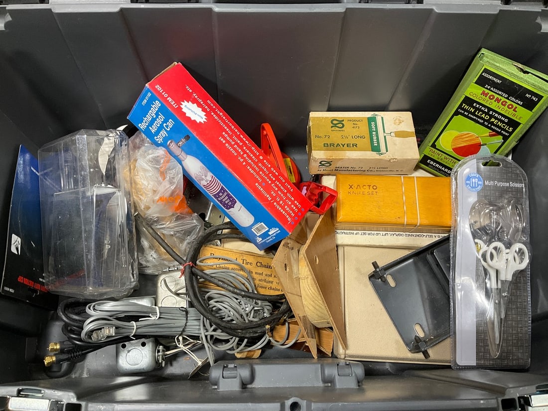 X acto knife set, rechargable aerosol spray can, and more (1 of 1)