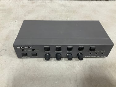 Sony UVR-60 remote control unit