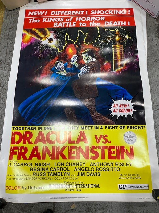 Dracula vs. Frankenstein vintage poster(40in.x60in.): Dracula vs. Frankenstein vintage poster(40in.x60in.)