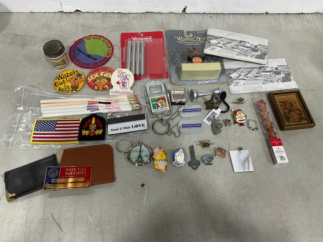 Vintage pins and more: Vintage pins and more