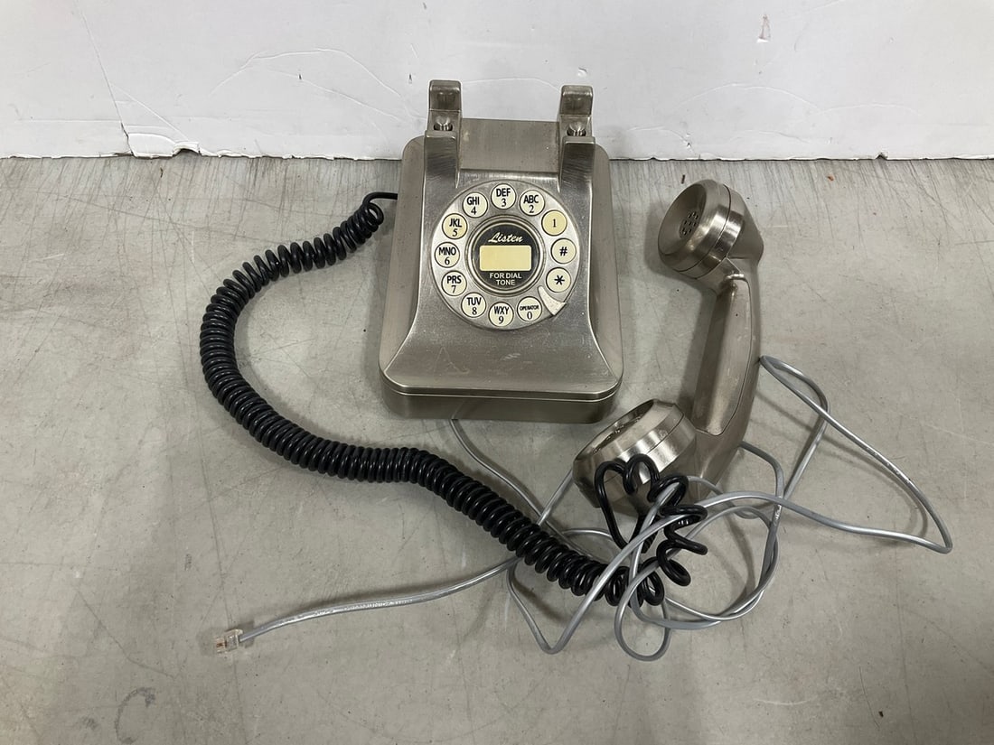 1950's classic desk phone: 1950's classic desk phone