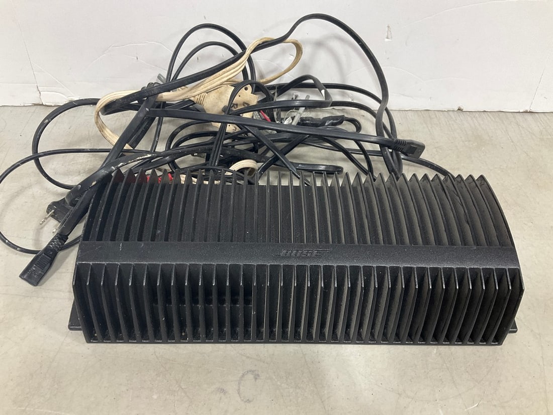 Bose Lifestyle Stereo Amplifier (1 of 1)