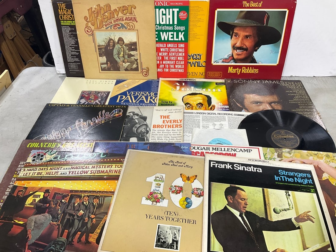 Vintage Records (Marty Robbins, Barry Manilow, etc): Vintage Records (Marty Robbins, Barry Manilow, etc)