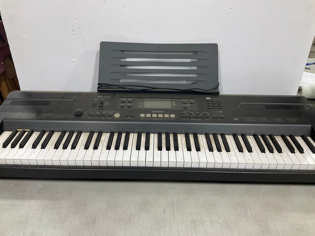 Casio keyboard(WK-110) (1 of 1)
