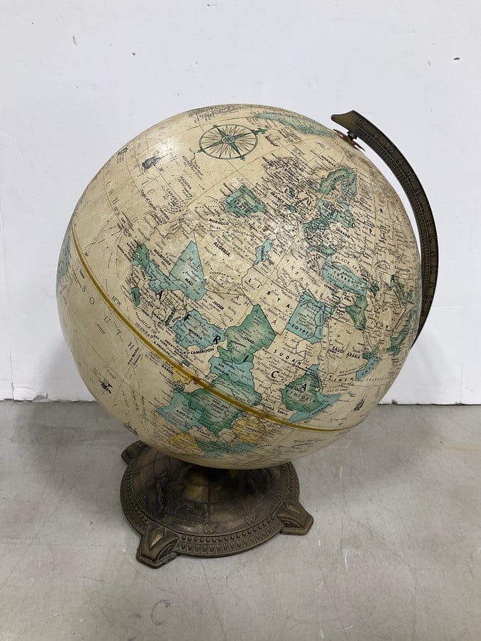 Vintage Globe (Diameter - 12in): Vintage Globe (Diameter - 12in)