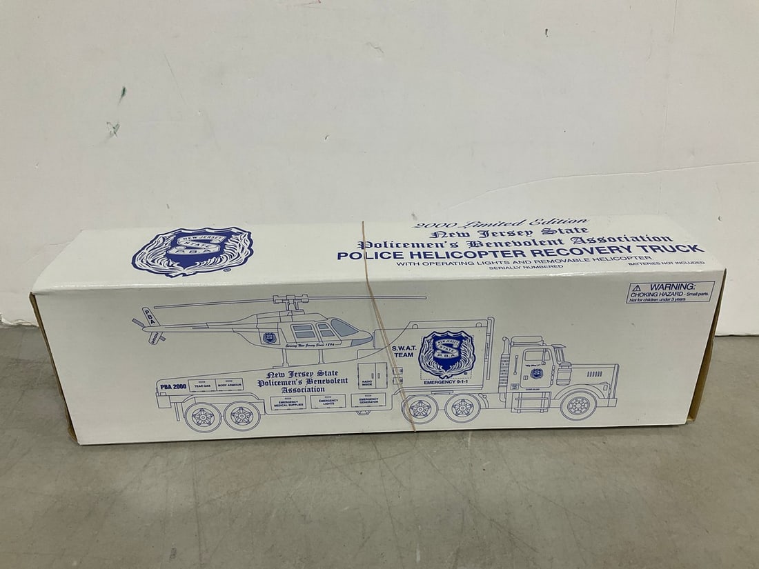 2000 limited edition N.J. Police Helicopter recovery truck(new in box): 2000 limited edition N.J. Police Helicopter recovery truck(new in box)