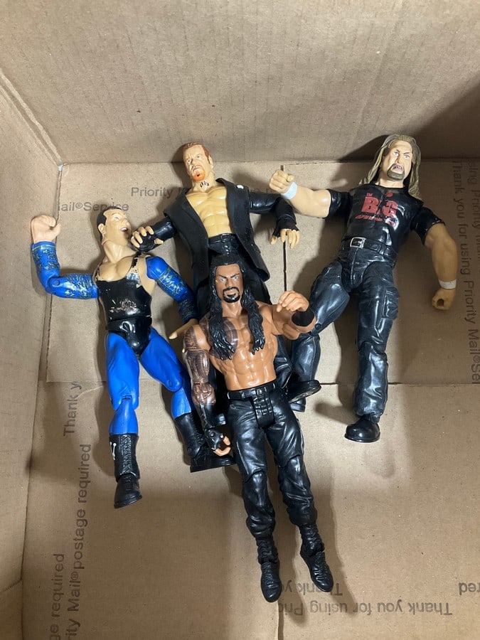 Various wrestling figures: Various wrestling figures