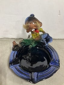 Handmade ashtray by artist Robert Karlinsey(4in.tall)