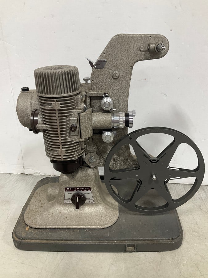 Bell and Howell 8mm Projector: Bell and Howell 8mm Projector