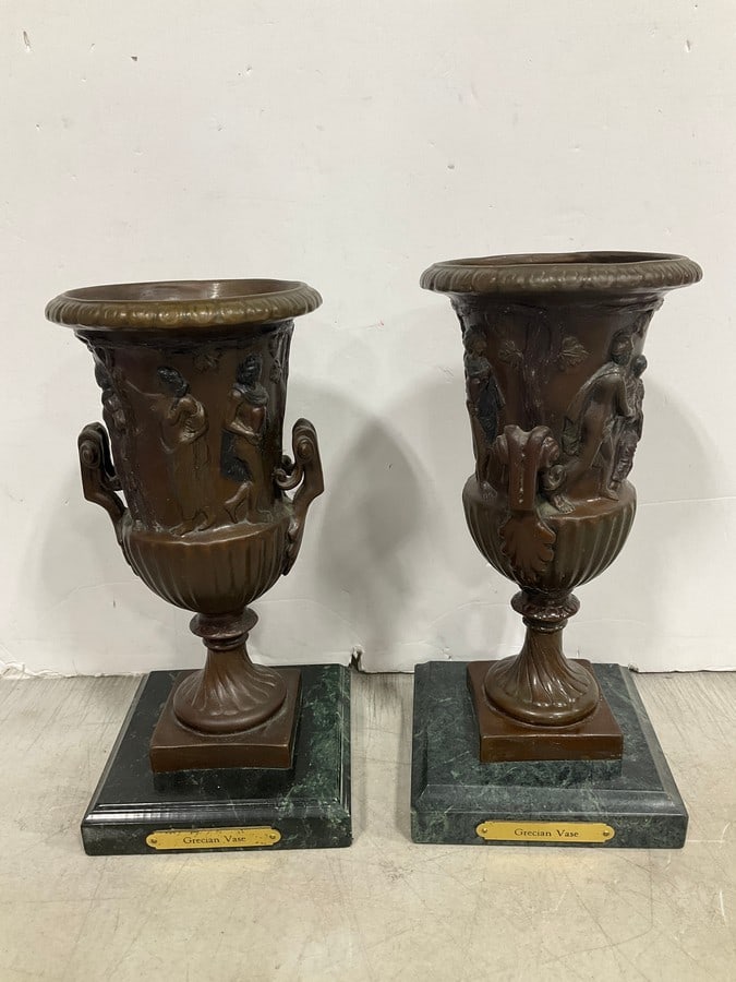 Vintage Grecian vases(12.5in.tall): Vintage Grecian vases(12.5in.tall)