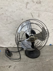 Vintage General electric fan(18.5in.tall)