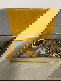 Decorative organizer with costume jewelry and more(4.5in.x7in.x2in.)