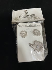 New 925 Sterling silver earrings/pendant set with chain