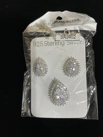 New 925 Sterling silver earrings/pendant set with chain