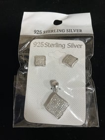 New 925 Sterling silver earrings/pendant set