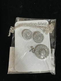 New 925 Sterling silver earrings/pendant set with chain