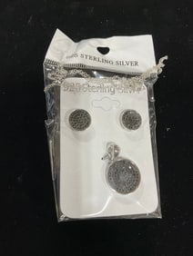 New 925 Sterling silver earrings/pendant set with chain