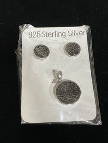 New 925 Sterling silver earrings/pendant set
