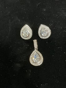 New 925 Sterling silver earrings/pendant set with chain