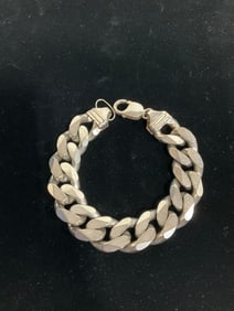 Sterling silver bracelet(84 grams)