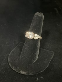 Sterling silver ring with stones(size 7)