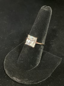 Sterling silver ring with stones(size 9)