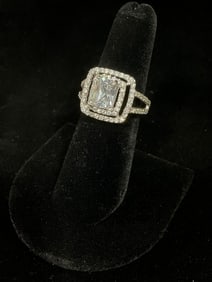 Sterling silver ring with stones(size 7)