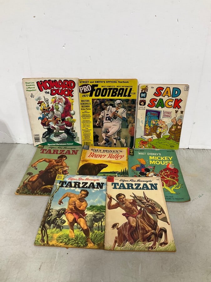 Vintage comics(worn condition): Vintage comics(worn condition)