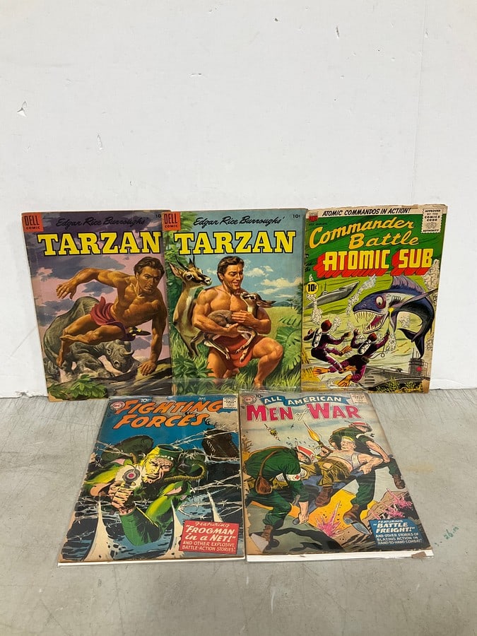 Vintage comics(worn condition): Vintage comics(worn condition)