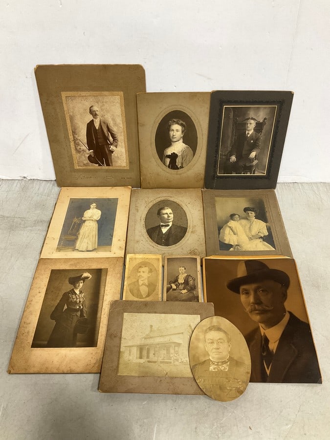 Vintage black and white photographs: Vintage black and white photographs