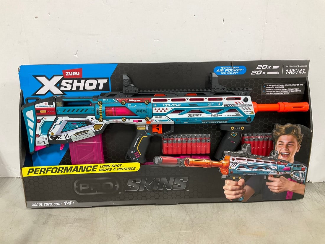 Zuru X Shot toy gun set(new in package): Zuru X Shot toy gun set(new in package)