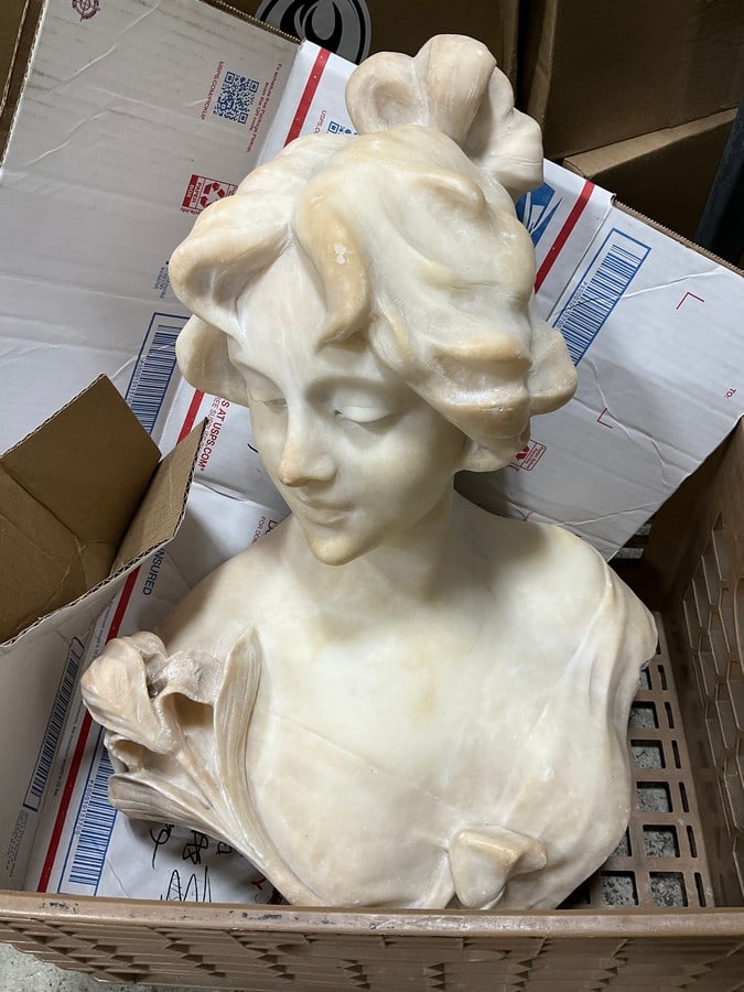 Alabaster sculpted woman's bust(22in.tall): Alabaster sculpted woman's bust(22in.tall)