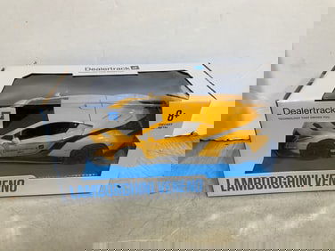 Dealertrack Lamborghini Veneno(new in package)