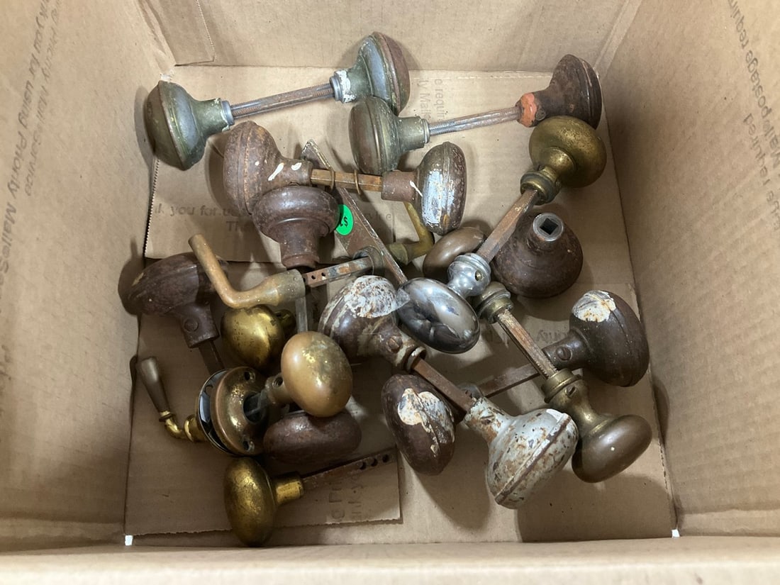 Vintage Doorknobs: Vintage Doorknobs