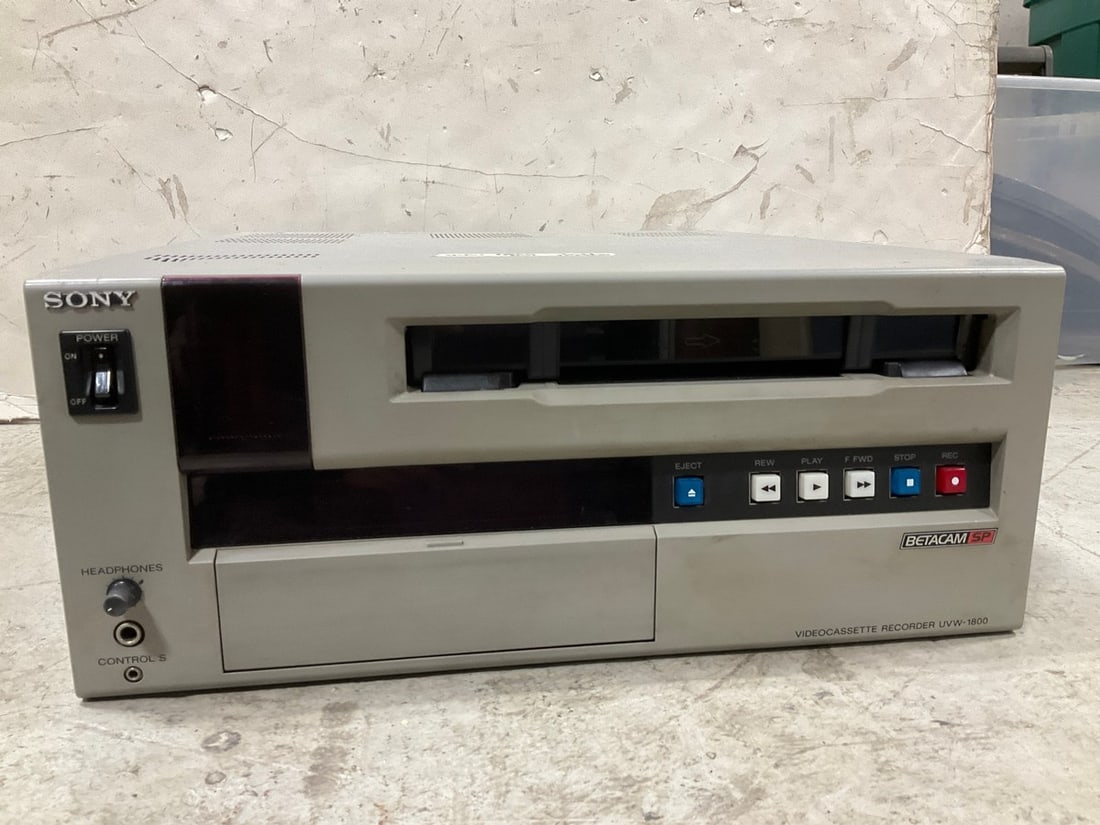 Sony Betacam SP Videocassette Recorder (UVW-1800): Sony Betacam SP Videocassette Recorder (UVW-1800)